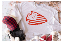 Load image into Gallery viewer, ARROWHEAD USA FLAG DISTRESSED