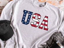 Load image into Gallery viewer, Patriotic USA Sweatshirt with Snowflake Design