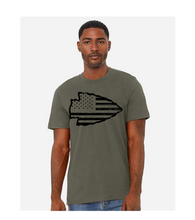 Load image into Gallery viewer, ARROWHEAD USA FLAG DISTRESSED
