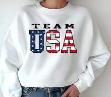 Load image into Gallery viewer, Patriotic USA Sweatshirt with Snowflake Design
